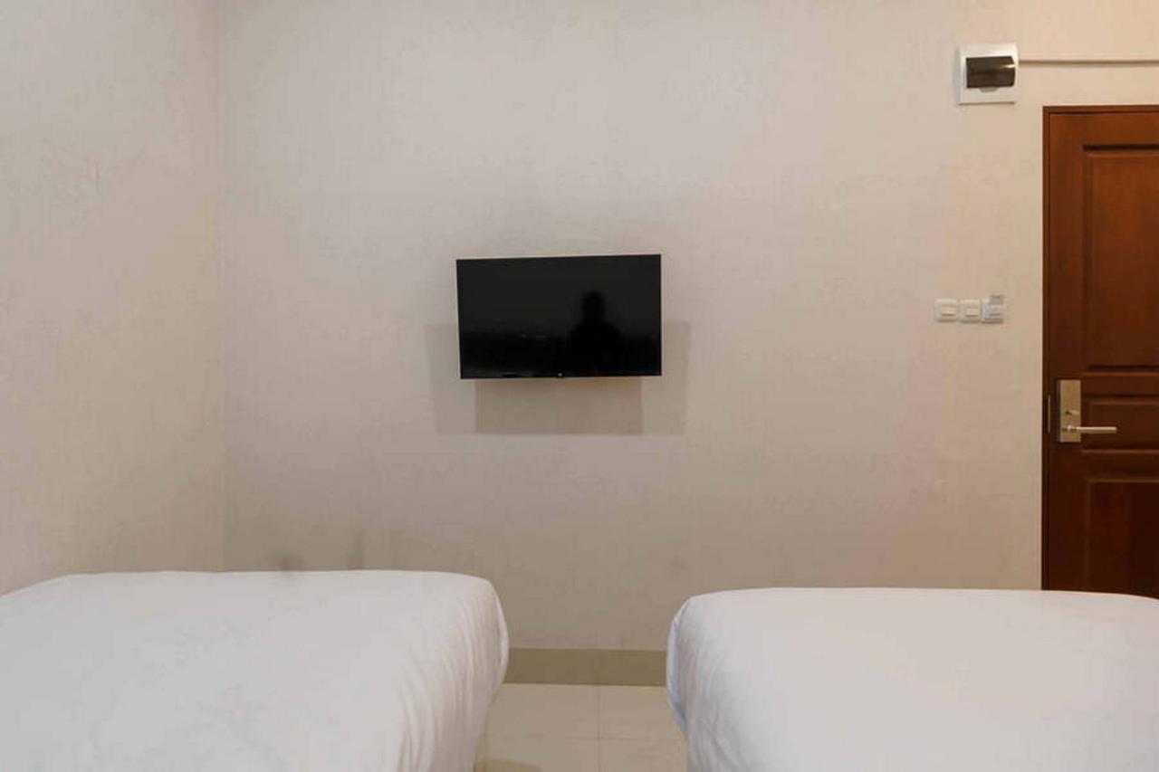 Reddoorz At Seindo Hotel Medan Sunggal Kültér fotó